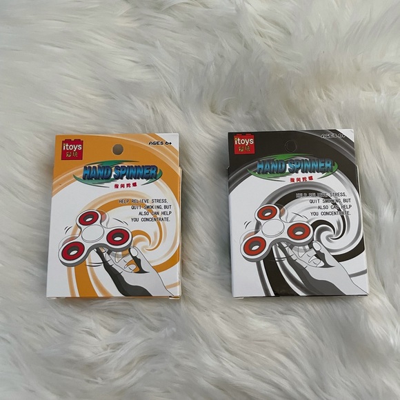 2 Fidget Hand Spinner NWT - Picture 3 of 4